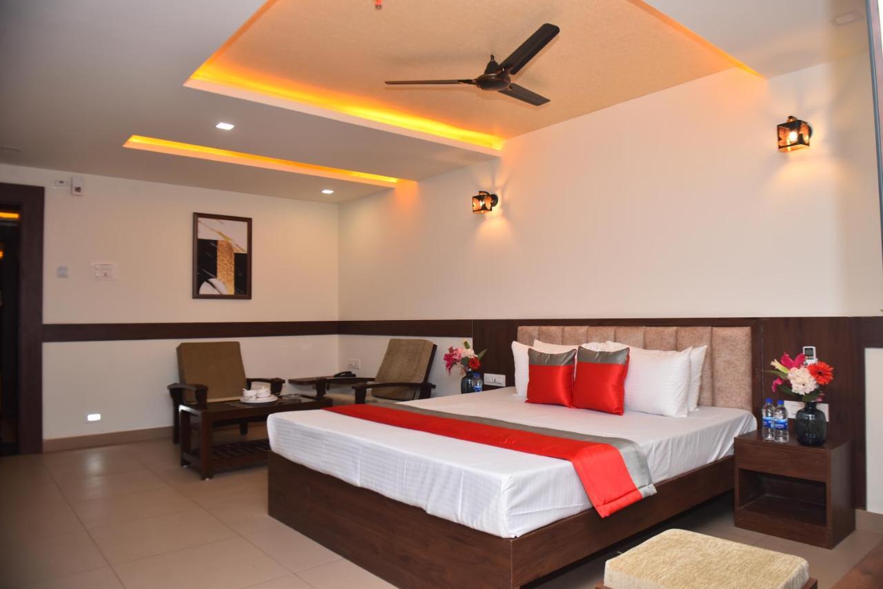 M R Residency Dharwad. Apartment Exterior photo