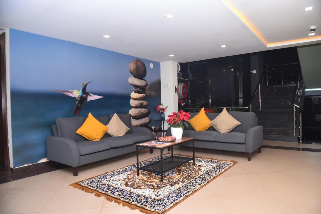M R Residency Dharwad. Apartment Exterior photo